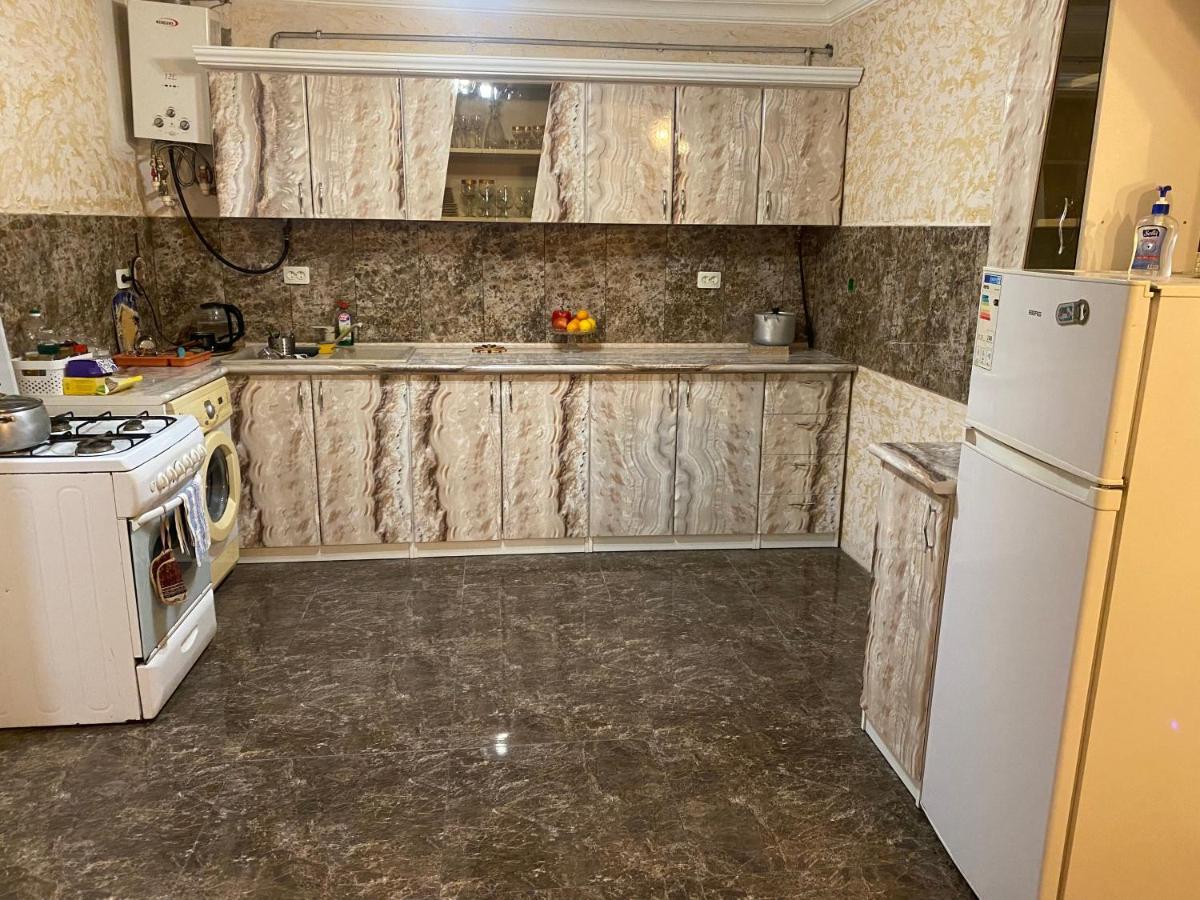Friend'S House Rooms Near Airport Ghukasavan Экстерьер фото